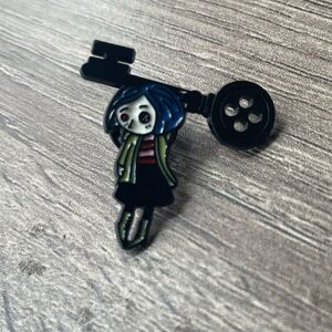 Caroline Button Brooch Pin ‼️Immediate Shipping‼️